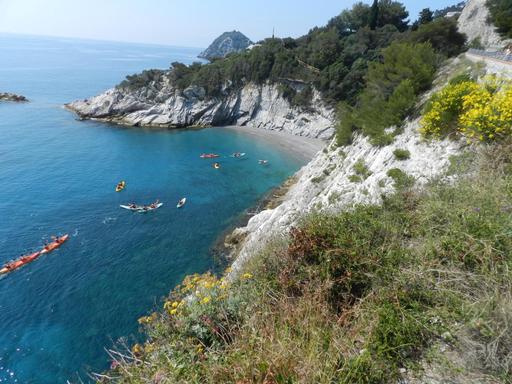 Il Giardino Sull'Isola - Appartamento - Bergeggi Extérieur photo